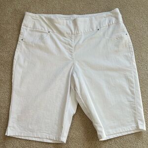 Ruby Rd. Women's Classic White Bermudas Size 18W